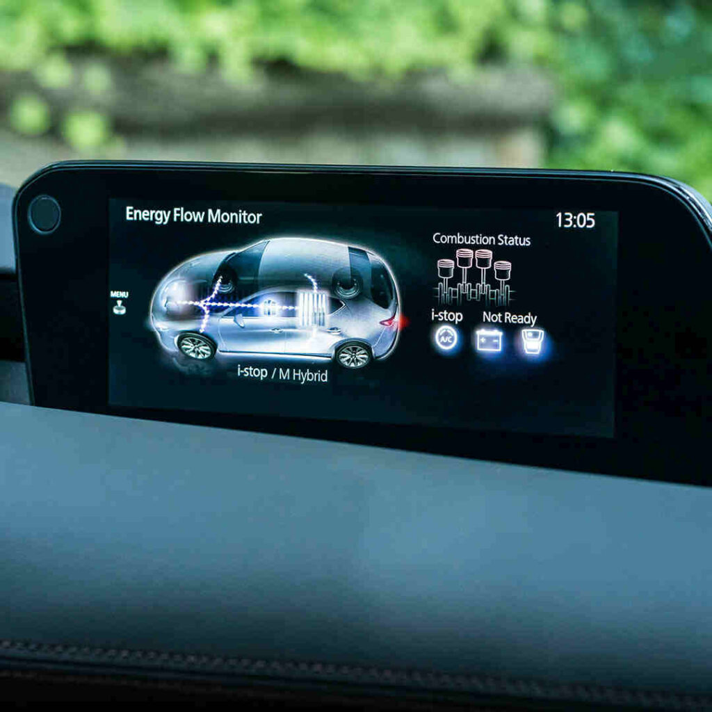 Mazda_Allgaeu_Konnektivität_Apple_CarPlay_Android_Auto_Elektroauto_Hybridauto_E_Auto_E-Fahrzeug_Hybrid-Fahrzeug